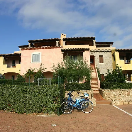 Aparthotel Il Borgo Porto San Paolo (Sardinia)